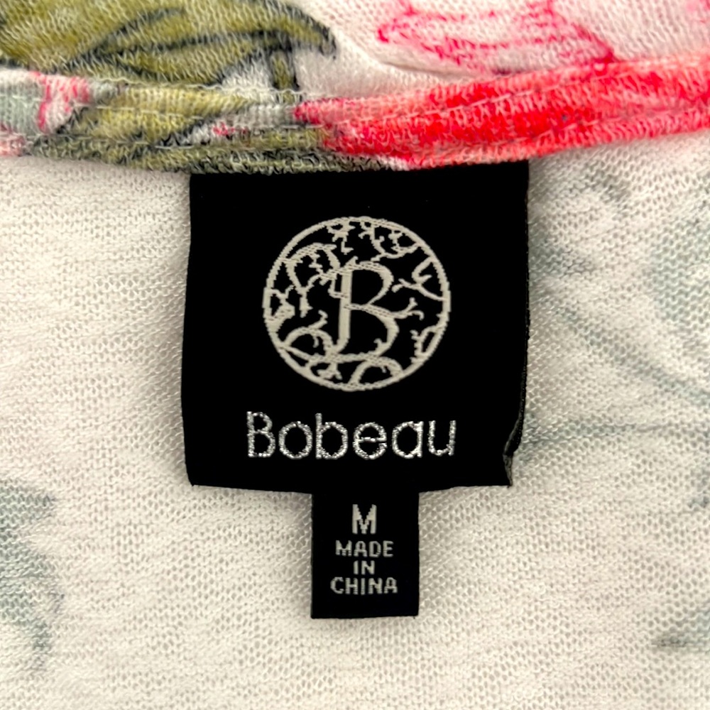 Floral Top~Asymmetrical / Bobeau - Picture 5 of 7